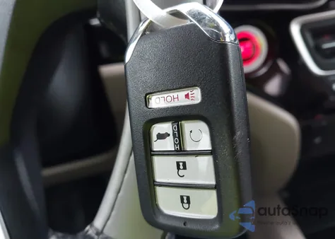 2019 Honda Pilot Touring из США, поврежденный, VIN 5FNYF5H65KB017436